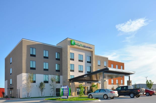 Images Holiday Inn Express & Suites Oklahoma City Mid - Arpt Area by IHG