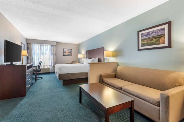 Images Best Western St. Clairsville Inn & Suites