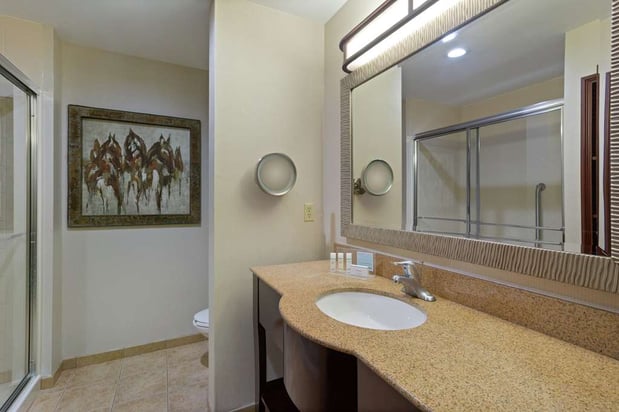 Images Hampton Inn & Suites Wellington
