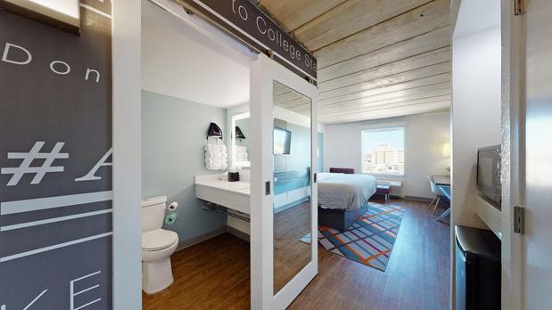 Images voco College Station Aggieland by IHG