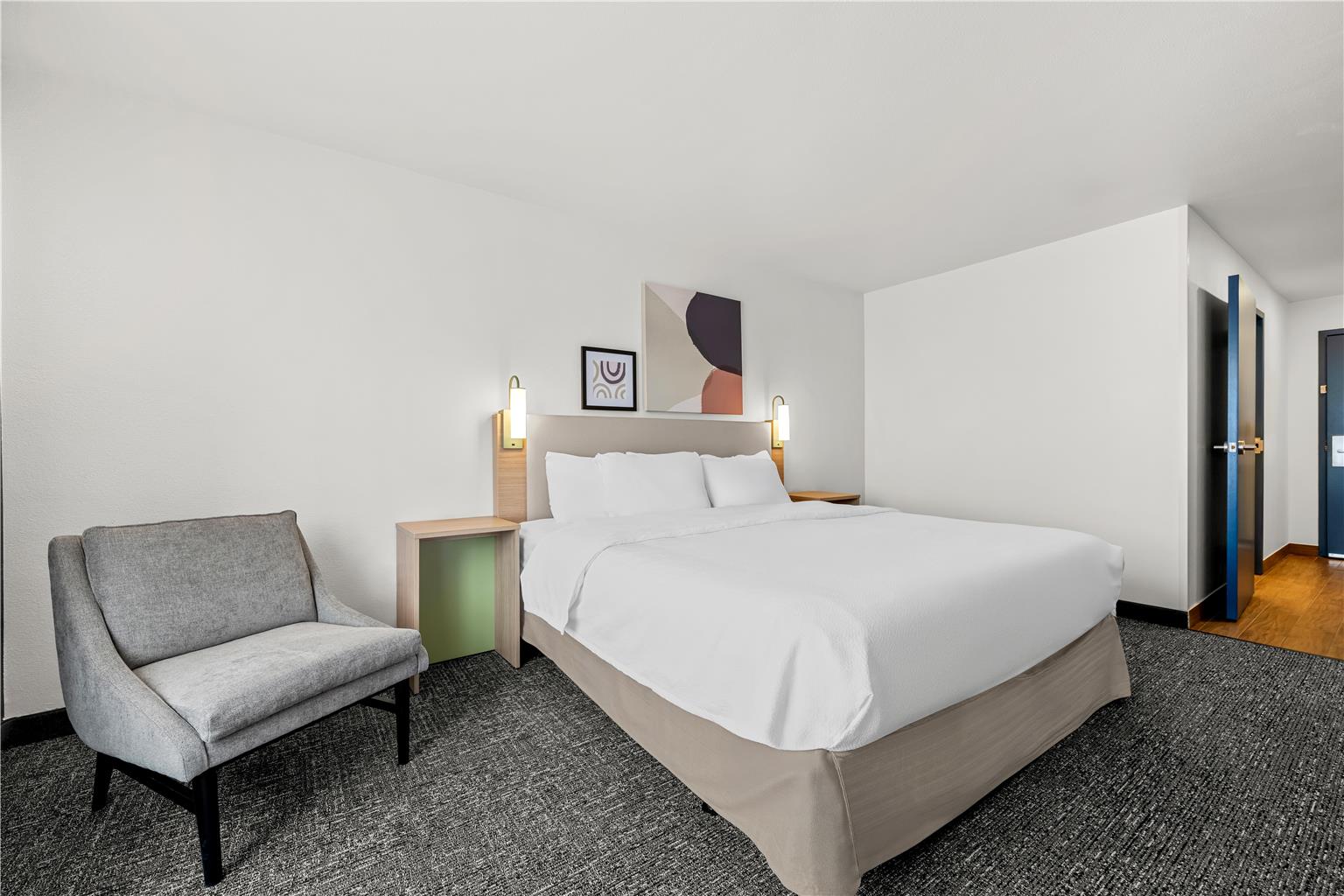 Guest room