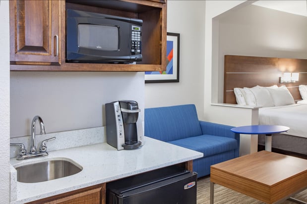 Images Holiday Inn Express & Suites Texarkana by IHG