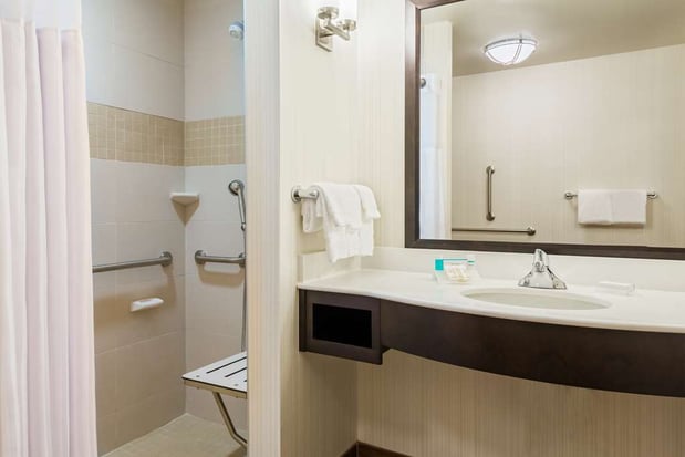 Images Hilton Garden Inn Wayne