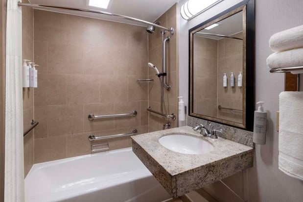 Images Hilton Garden Inn New York/West 35th Street