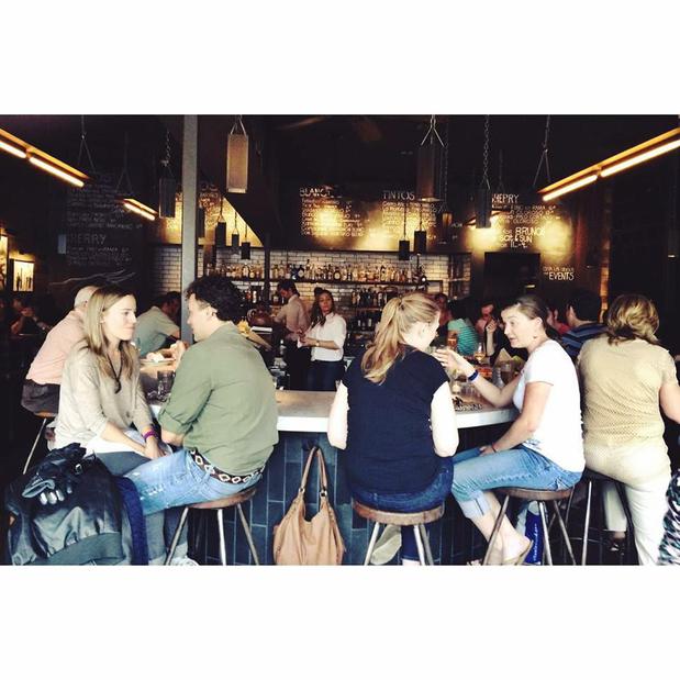 Images Barcelona Wine Bar