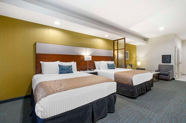 Images Best Western Plus Gardena Inn & Suites