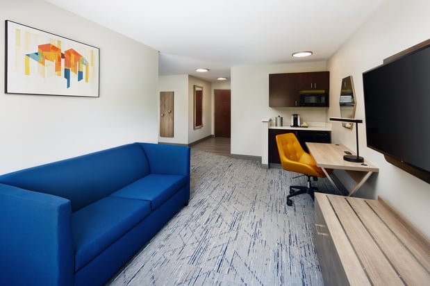 Images Holiday Inn Express & Suites Wheeling by IHG