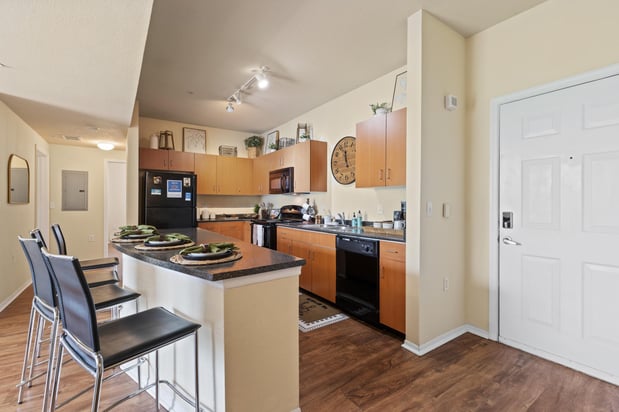 Images 2nd Avenue Centre