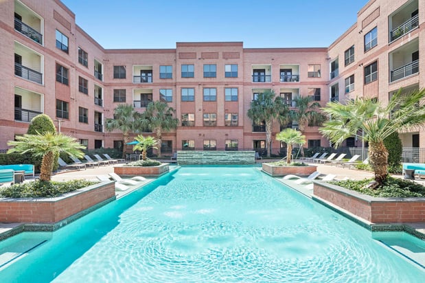 Images Camden Travis Street Apartments