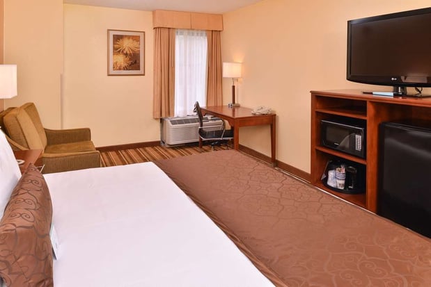 Images Best Western Plus Richmond Airport Hotel