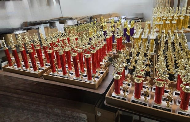 Images Harry's Custom Trophies Ltd
