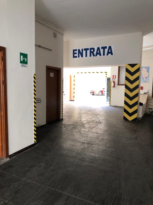 Images Garage Ortigia - Parking