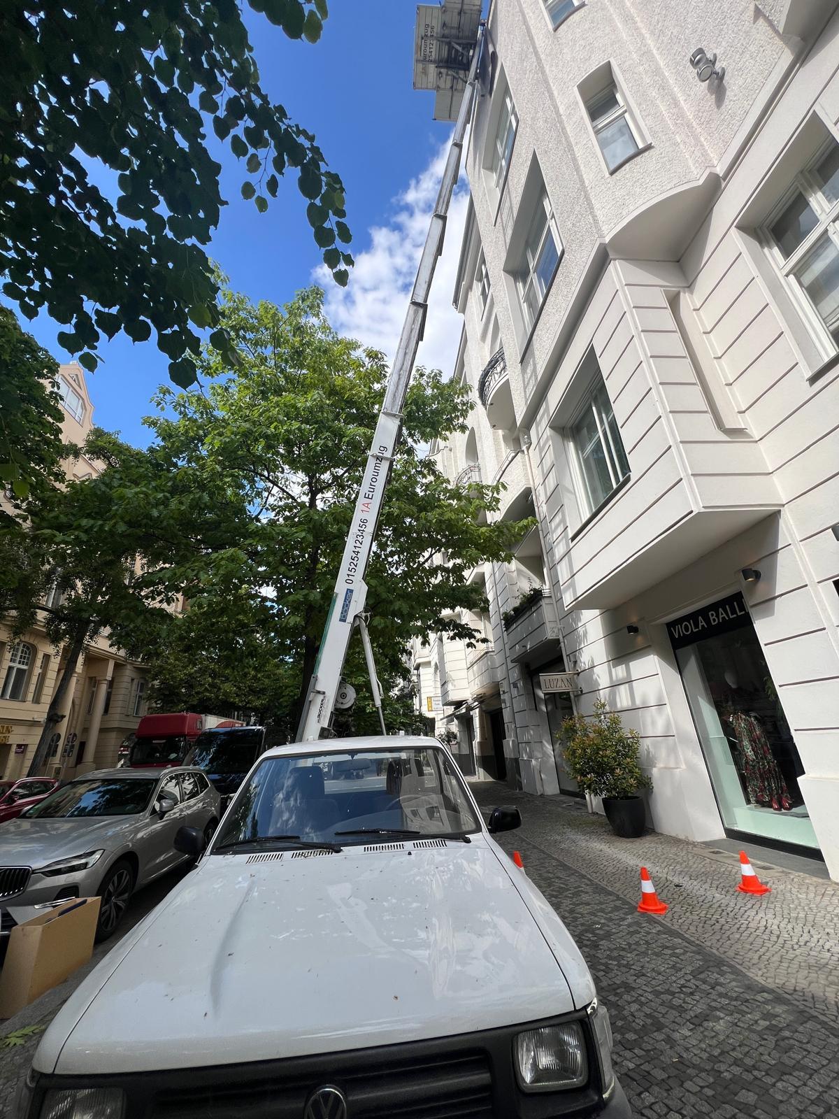 Kundenbild groß 1 Möbellift Mieten