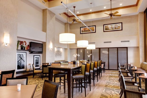Images Hampton Inn & Suites Chicago Addison