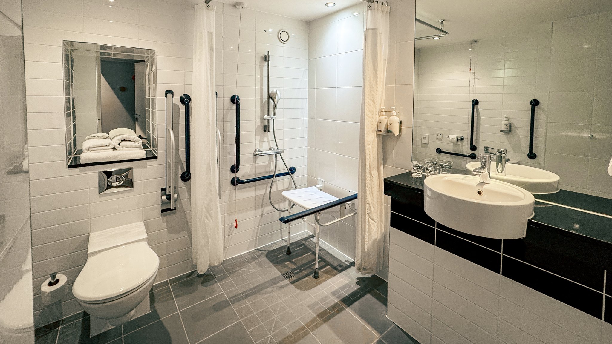 Images Holiday Inn Express London - Stratford by IHG