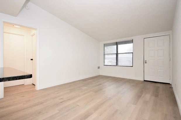Images The Sands on Clearlake Apartments