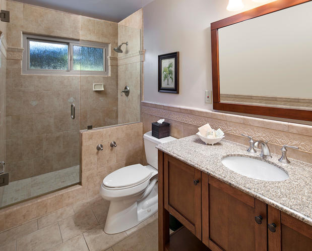 Images Inn by the Harbor