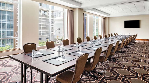 Images Hampton Inn Chicago McCormick Place