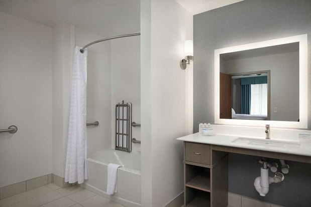 Images Homewood Suites By Hilton Cincinnati Midtown