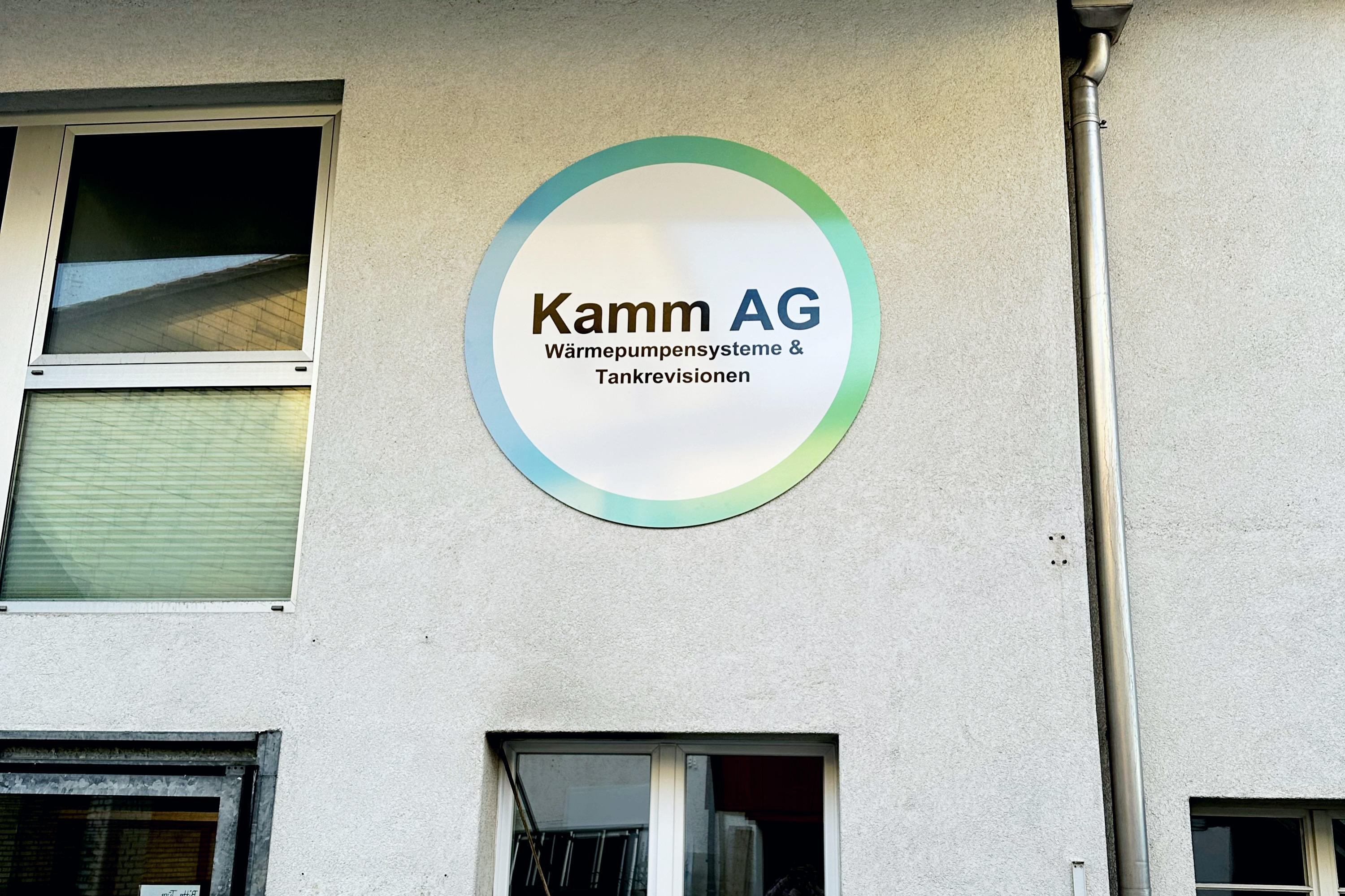 Bilder Kamm AG Wärmepumpensysteme & Tankrevisionen