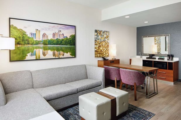 Images Embassy Suites by Hilton Atlanta Airport North