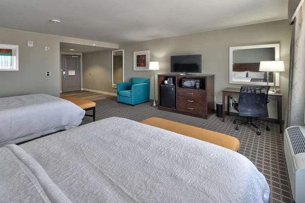 Images Hampton Inn & Suites Albuquerque Airport