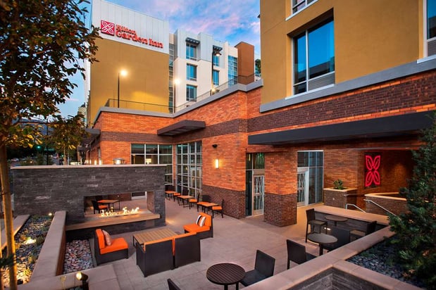 Images Hilton Garden Inn Burbank Los Angeles