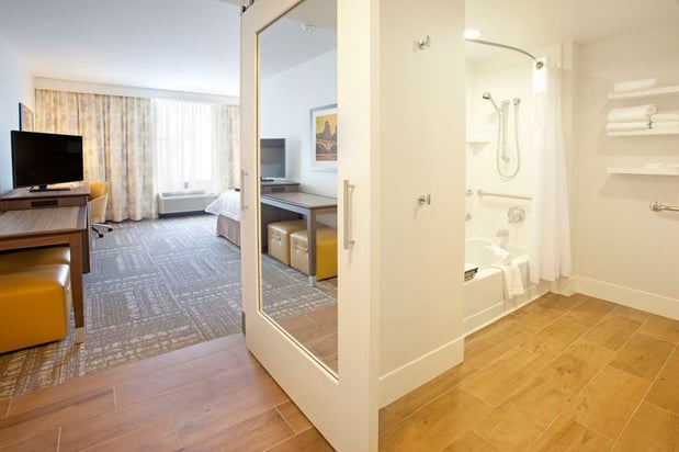 Images Hampton Inn & Suites Minneapolis/Downtown