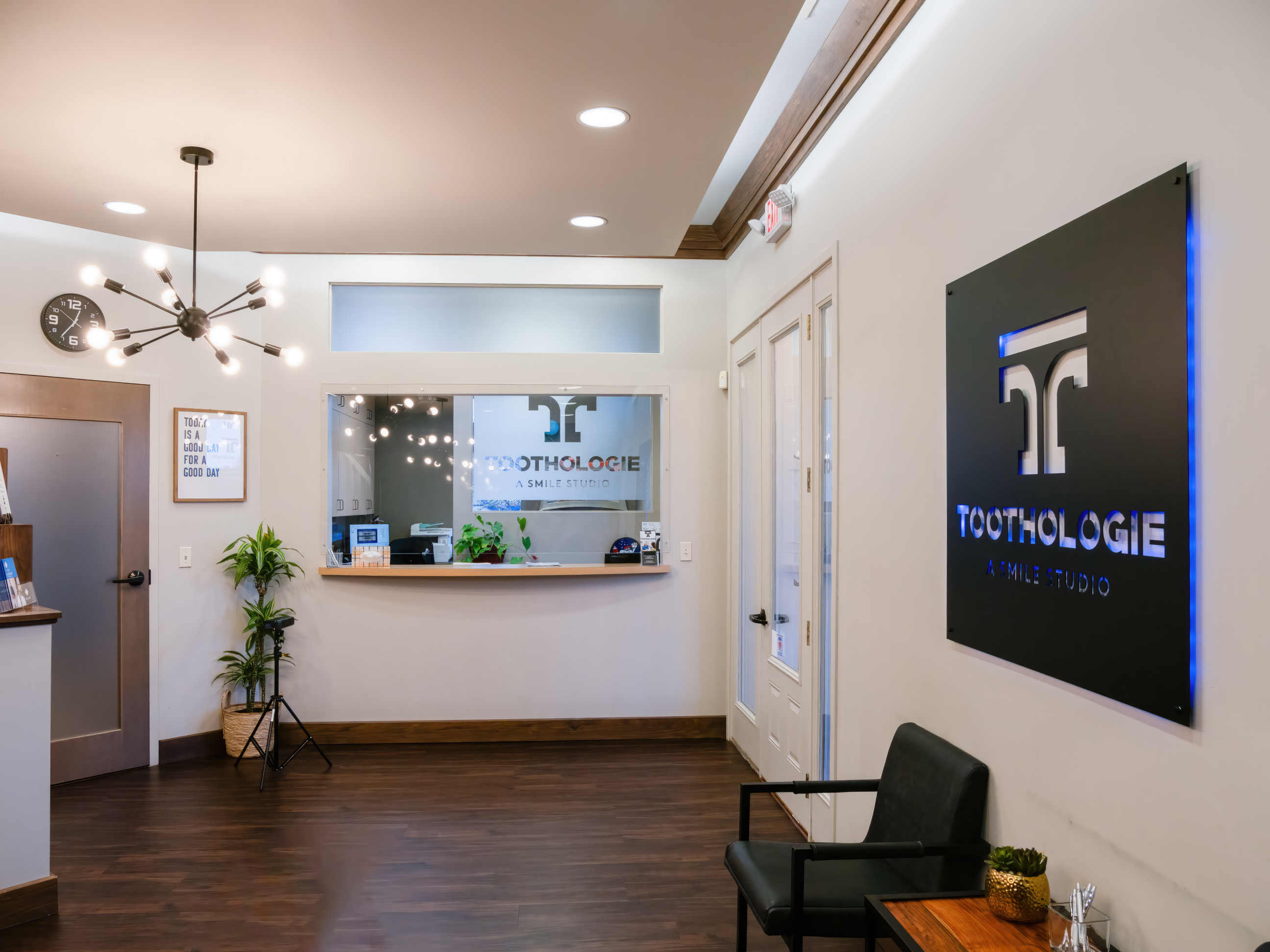 Toothologie – A Smile Studio | Union, KY
