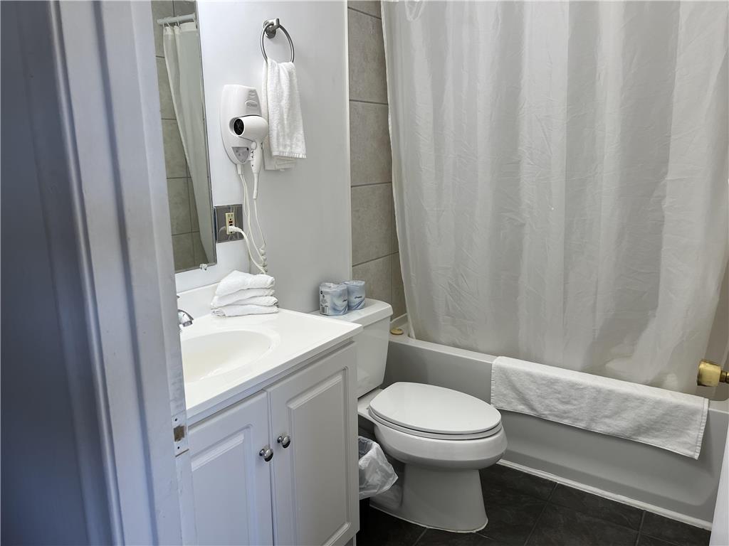 Images Harbourview Inn, SureStay Collection by Best Western