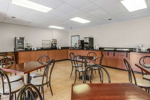 Images SureStay Plus by Best Western McGuire AFB Jackson