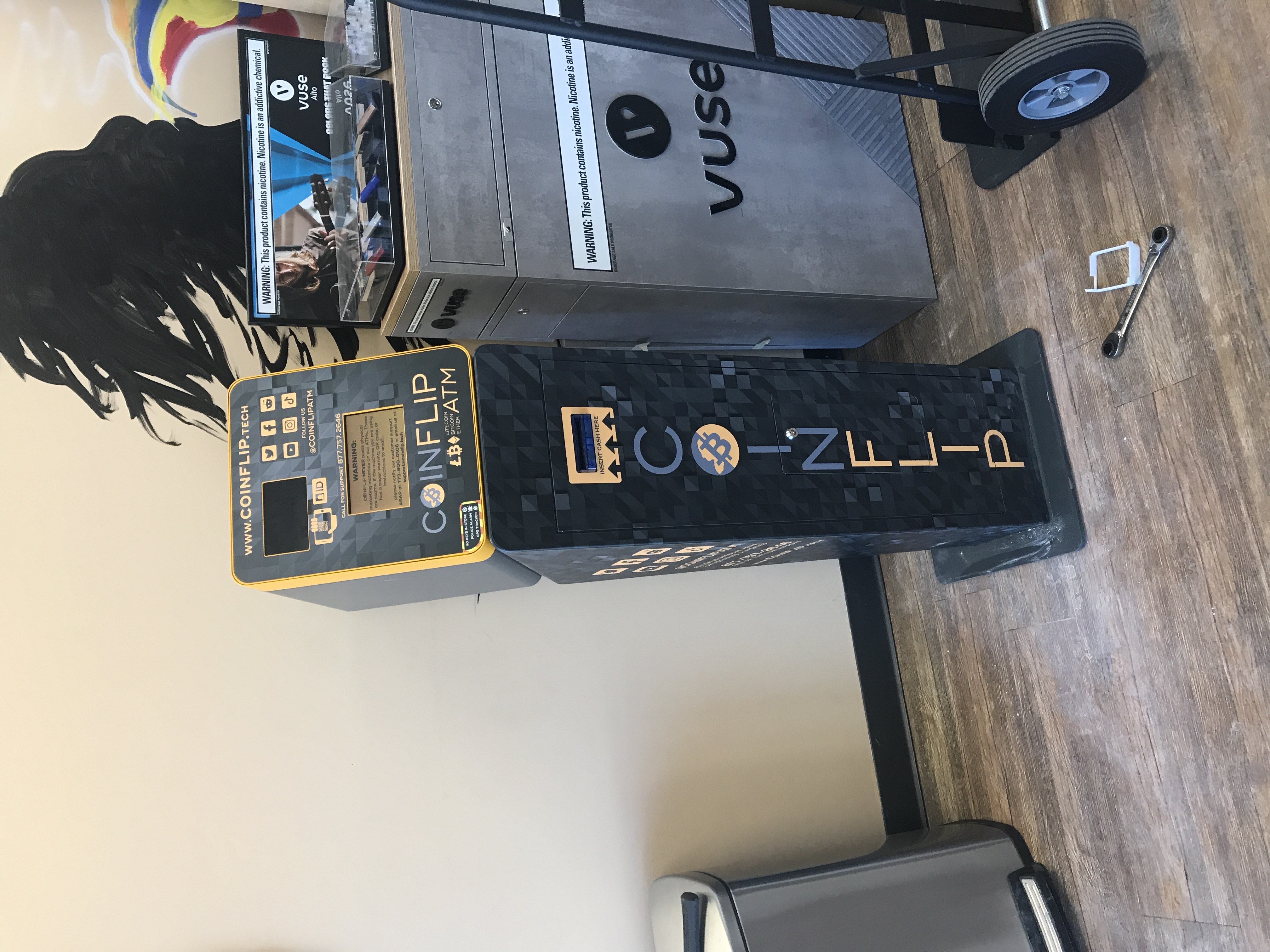 CoinFlip Bitcoin ATM - Vapor World - Ozark (Ozark)