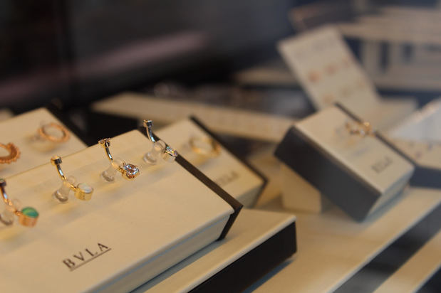 Images AHIMSA PIERCING STUDIO, FINE JEWELRY & MEDICAL AESTHETICS