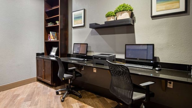 Images Best Western Plus Hill Country Suites