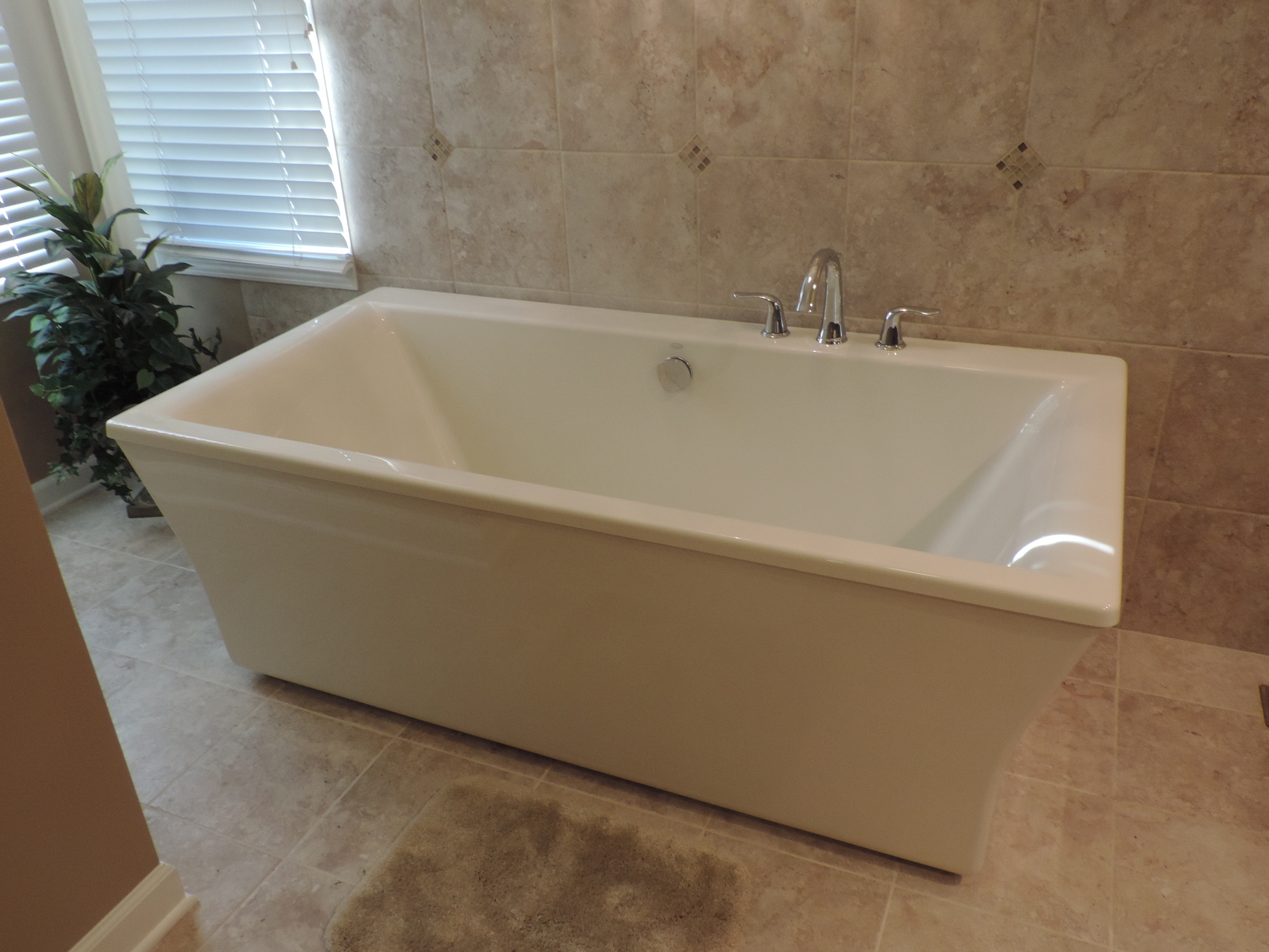 Images Centennial Construction & Remodeling Services, Inc.