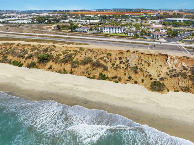 Images Hilton Garden Inn Carlsbad Beach