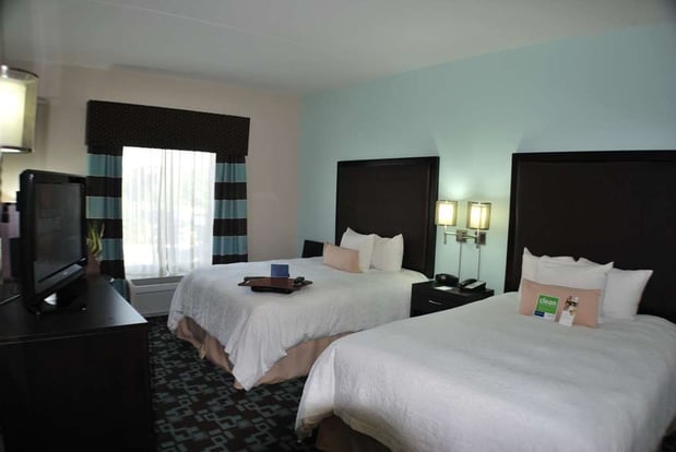 Images Hampton Inn & Suites Nashville @ Opryland