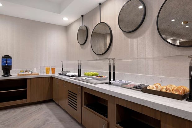 Images DoubleTree by Hilton Palmdale