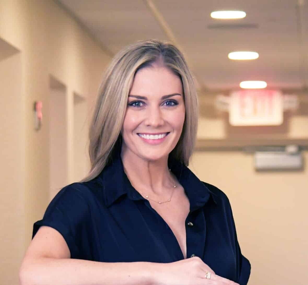 Dr. Kelly Groskopf 