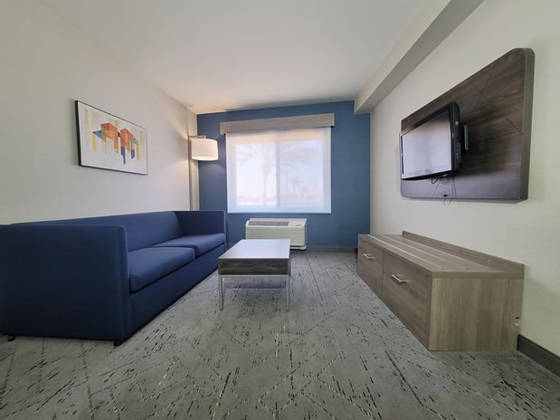 Images Holiday Inn Express San Diego South - Chula Vista by IHG