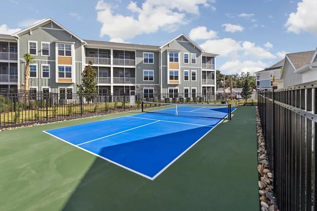 Images Standard441 Luxury Apartments