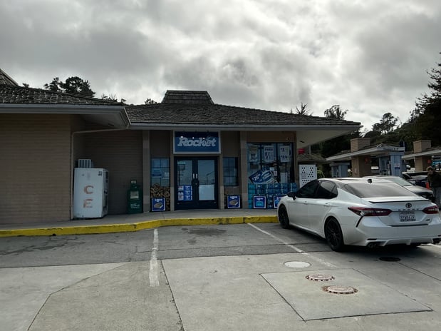 Images CoinFlip Bitcoin ATM - Rocket #5686 (Monterey)