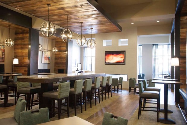 Images Hampton Inn & Suites Downtown St. Paul