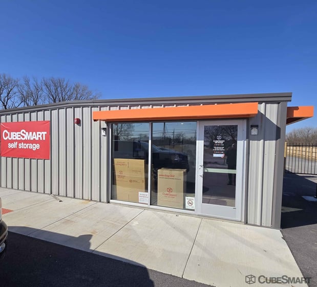 Images CubeSmart Self Storage