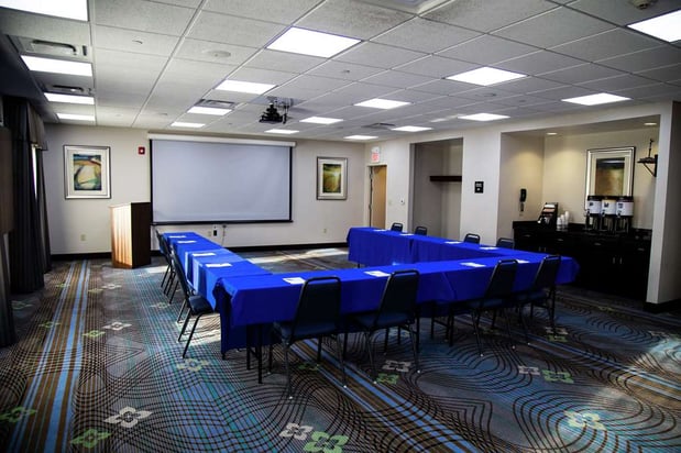 Images Hampton Inn & Suites Sharon
