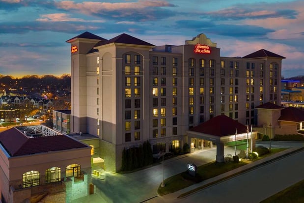 Images Hampton Inn & Suites Kansas City-Country Club Plaza