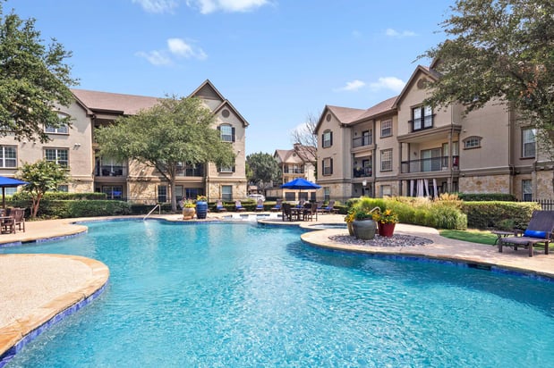 Images Camden Riverwalk Apartments