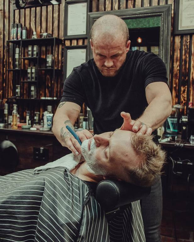 Images Alligator Barbers