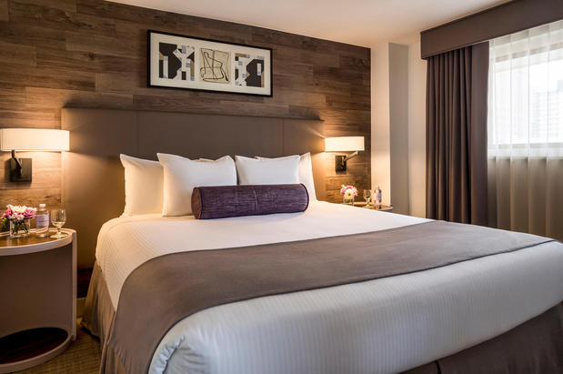 Images Warwick Denver