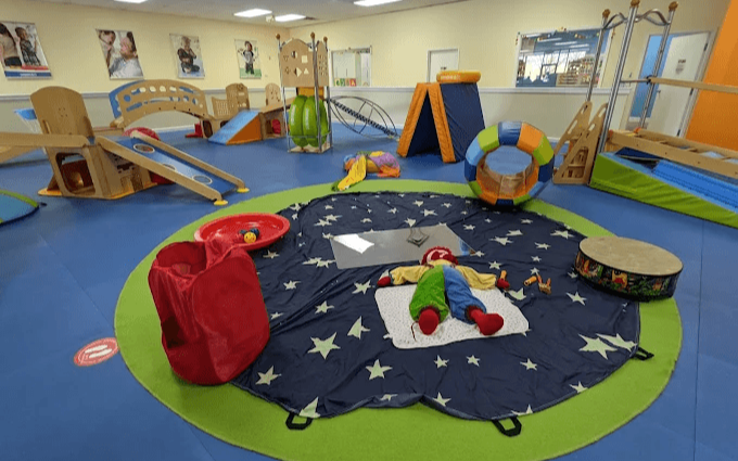 Let your busy toddler climb, move, and discover in a space created for active learning. Our toddler classes in Columbus channel your child’s energy into playful experiences that build coordination, problem-solving skills, and confidence.
